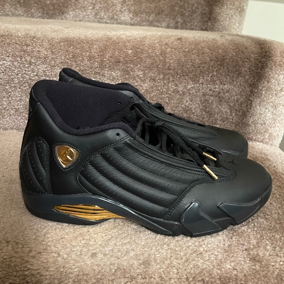 Black & Gold Jordan 14 DMP. - Picture 6 of 7
